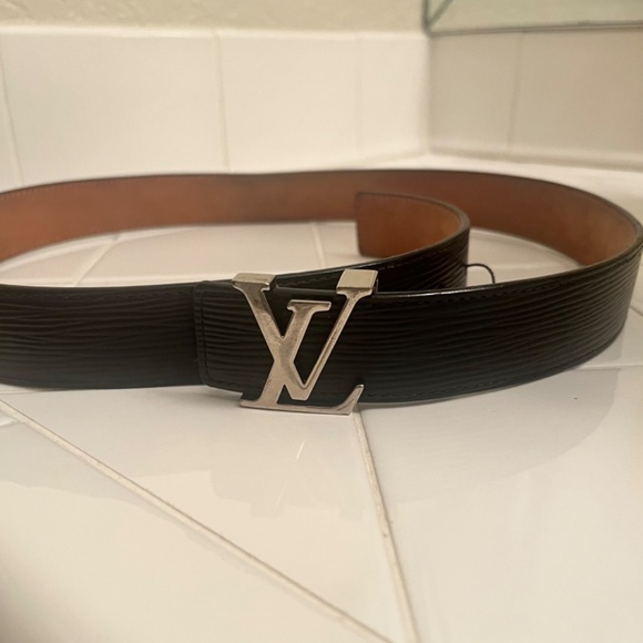 Louis Vuitton Épi Black Belt - Picture 6 of 6